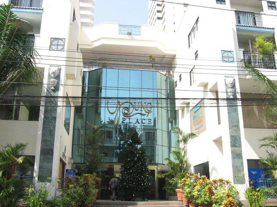 Young Place Bangkok Exterior photo